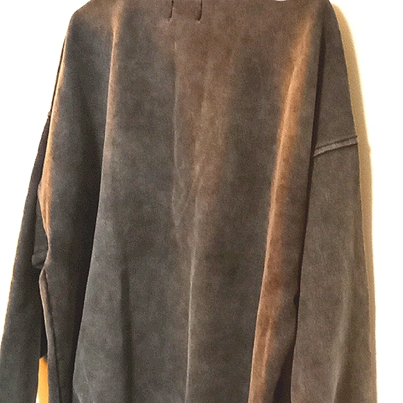 EUC Fuzzy Stonewash totem sweatshirt - Picture 4 of 5